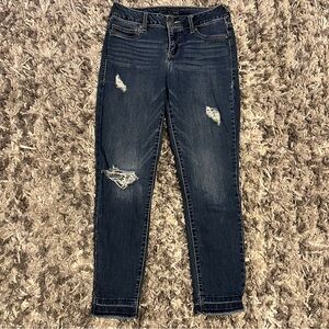 Maurices Size Small Regular Distressed Cropped Jeggings